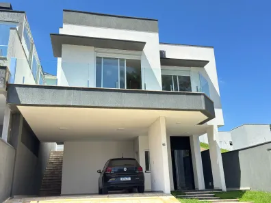 Casa de Condomínio com 3 Quartos para alugar, 180m² no Aruã, Mogi das Cruzes