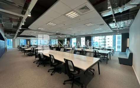 Sala Comercial para alugar, 2100m² no Cidade Monções, São Paulo
