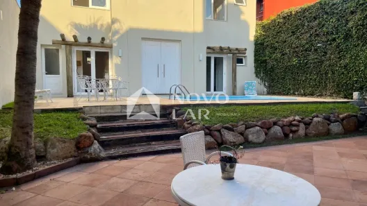 Casa com 5 Quartos à venda, 380m² no Vila Jardim, Porto Alegre
