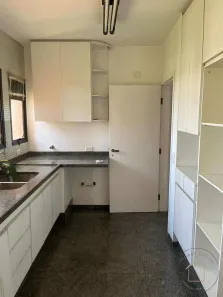 Apartamento com 4 Quartos para alugar, 250m² no Planalto Paulista, São Paulo