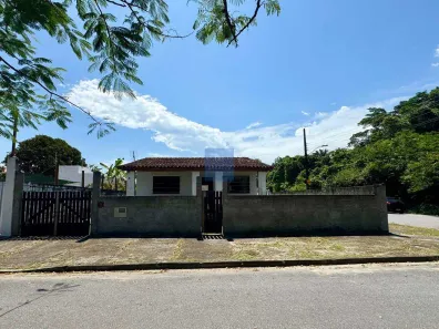 Casa com 2 Quartos à venda, 161m² no Jardim Brasil, Caraguatatuba
