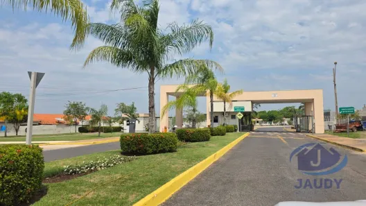 Casa de Condomínio com 3 Quartos à venda, 132m² no Petrópolis, Várzea Grande