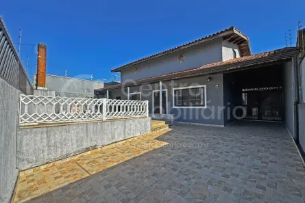 Casa com 3 Quartos à venda, 221m² no Balneario Flórida, Peruíbe