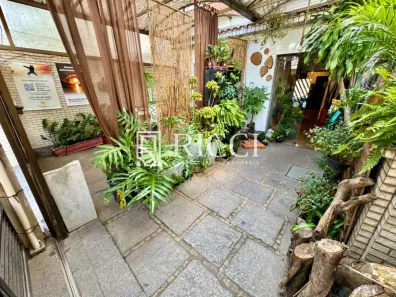 Sobrado com 9 Quartos à venda, 360m² no Campo Grande, Santos