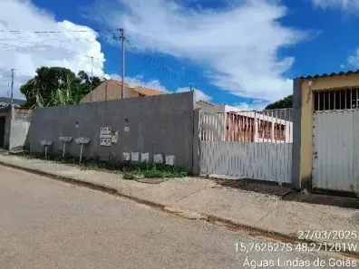 Casa com 2 Quartos à venda, 172m² no Parque da Barragem Setor 04, Águas Lindas de Goiás