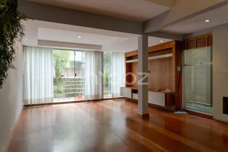 Casa com 3 Quartos à venda, 335m² no Jardim Leonor, São Paulo