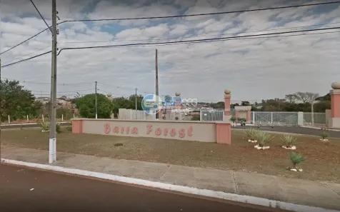 Sobrado com 4 Quartos à venda, 250m² no Parque Leblon, Londrina