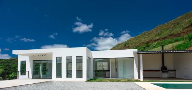 Casa de Condomínio com 3 Quartos para alugar, 200m² no Pedro do Rio, Petrópolis