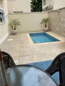 Casa de Condomínio com 4 Quartos para alugar, 195m² no Recreio dos Bandeirantes, Rio de Janeiro