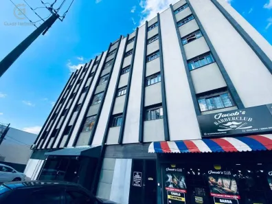 Apartamento com 3 Quartos para alugar, 95m² no Centro, Londrina