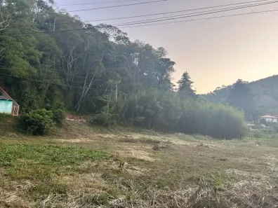 Lote/Terreno à venda, 4050m² no Araras, Petrópolis