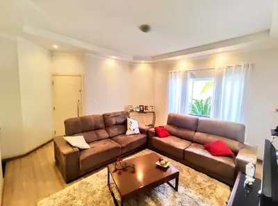 Sobrado com 3 Quartos à venda, 263m² no Jardim Dona Regina, Santa Bárbara D'Oeste