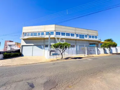 Galpão/Depósito/Armazém para alugar, 742m² no Jardim Sylvio Rinaldi II, Jaguariúna