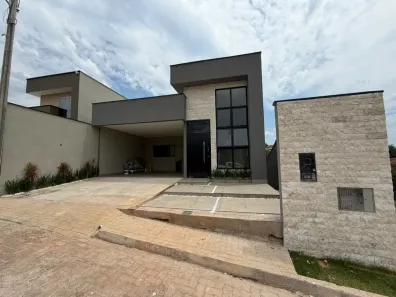 Casa de Condomínio com 3 Quartos à venda, 200m² no Park Way, Brasília