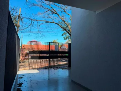 Casa com 3 Quartos à venda, 80m² no Conjunto Habitacional Requião, Maringá
