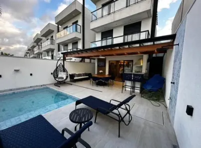 Casa de Condomínio com 4 Quartos à venda, 150m² no Parque Rincão, Cotia