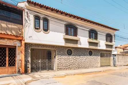 Casa com 3 Quartos para alugar, 170m² no Morro da Glória, Juiz de Fora