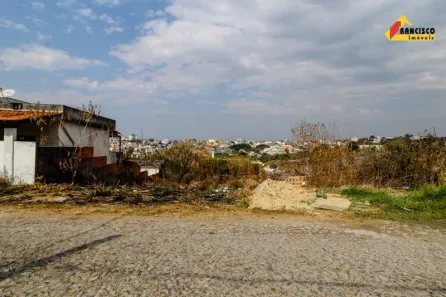 Lote/Terreno à venda, 319m² no Bela Vista, Divinópolis