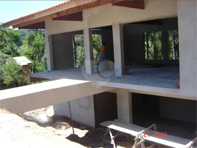 Casa de Condomínio com 3 Quartos à venda, 360m² no Caraguatá, Mairiporã