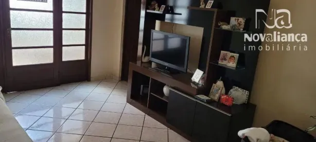 Casa com 3 Quartos à venda, 300m² no IBES, Vila Velha