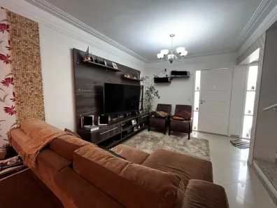 Casa de Condomínio com 3 Quartos à venda, 238m² no Parque São Domingos, São Paulo