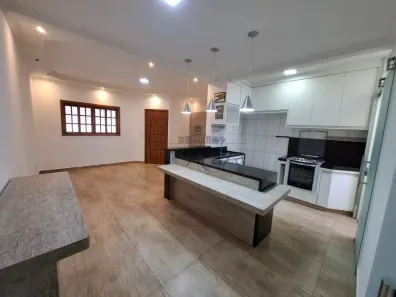 Casa com 3 Quartos à venda, 100m² no Jardim Satélite, São José dos Campos