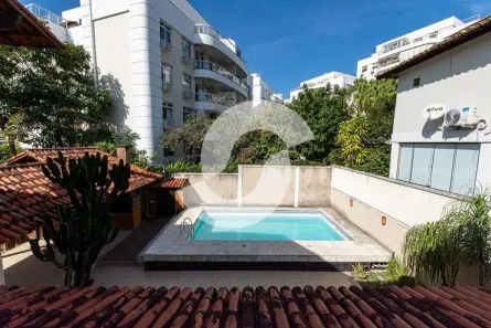 Casa de Condomínio com 4 Quartos à venda, 432m² no Itaipu, Niterói