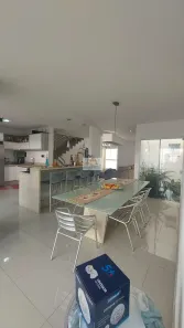 Sobrado com 3 Quartos à venda, 264m² no Praia dos Amores, Balneário Camboriú