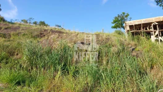 Lote/Terreno à venda, 334m² no Ipiíba, São Gonçalo