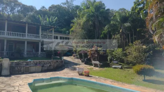 Fazenda/Sítio com 3 Quartos à venda, 600m² no Santa Clara, Jundiaí