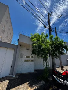 Apartamento com 2 Quartos para alugar, 70m² no Alto Umuarama, Uberlândia