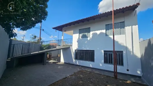 Imóvel Comercial com 3 Quartos à venda, 294m² no Erotildes, Londrina