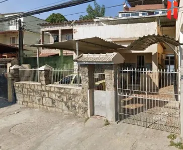 Casa com 4 Quartos à venda, 270m² no Parque Centenário, Duque de Caxias