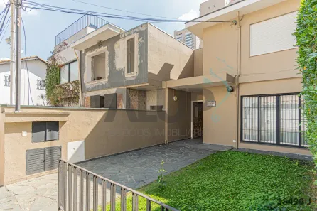 Sobrado com 3 Quartos à venda, 216m² no Cidade Monções, São Paulo