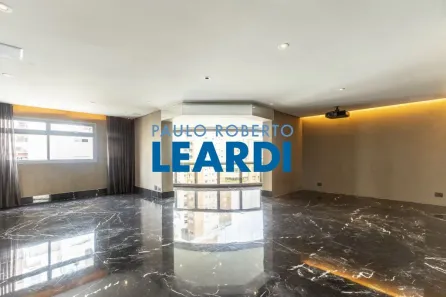 Apartamento com 2 Quartos à venda, 227m² no Vila Uberabinha, São Paulo