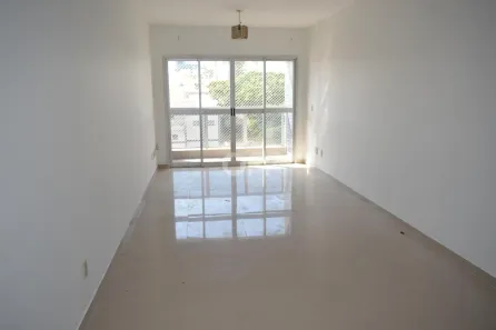Apartamento com 3 Quartos para alugar, 100m² no Taquaral, Campinas