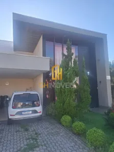 Casa com 3 Quartos à venda, 206m² no Jardins Madri, Goiânia