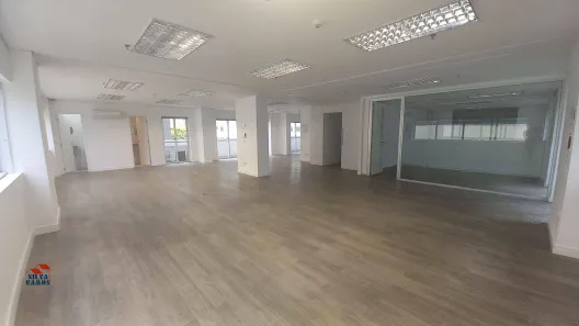 Sala Comercial para alugar, 200m² no Vila Olímpia, São Paulo