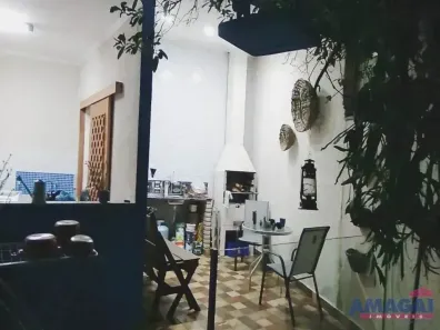 Casa com 2 Quartos à venda, 107m² no Jardim Mesquita, Jacareí