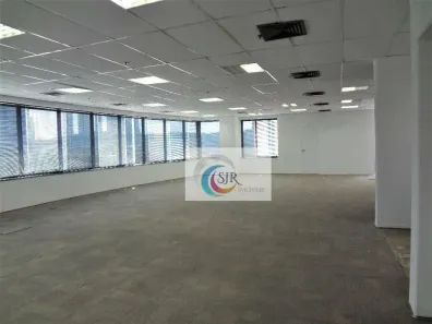 Sala Comercial para alugar, 235m² no Vila Olímpia, São Paulo