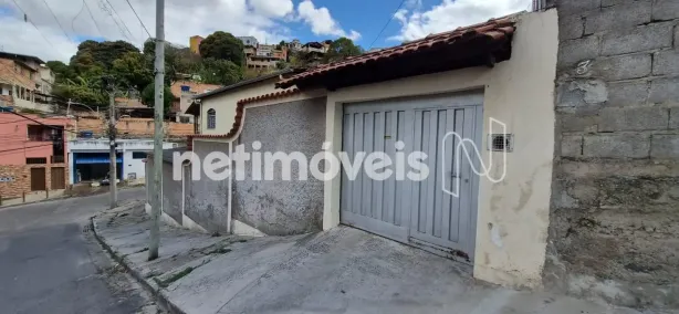 Casa com 3 Quartos para alugar, 150m² no Ipê, Belo Horizonte