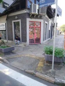 Ponto Comercial para alugar, 350m² no Menino Deus, Porto Alegre