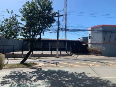 Galpão/Depósito/Armazém à venda, 1000m² no Granja dos Cavaleiros, Macaé