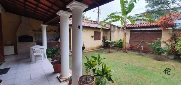 Casa de Condomínio com 4 Quartos à venda, 400m² no São Francisco, Niterói