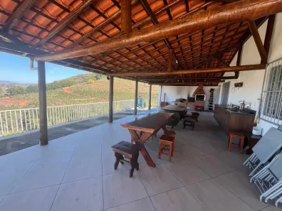 Fazenda/Sítio com 3 Quartos à venda, 200m² no , Caxambu
