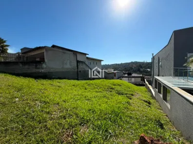 Lote/Terreno à venda, 560m² no Jardim do Golf I, Jandira