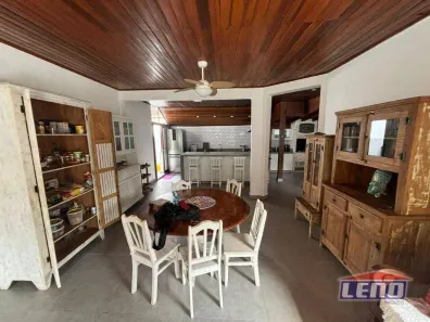 Sobrado com 3 Quartos à venda, 300m² no Bairro de Juquehy, São Sebastião