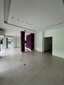 Prédio Comercial para alugar, 73m² no Zona 01, Maringá