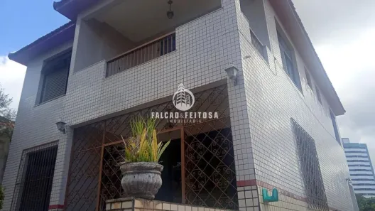 Casa com 4 Quartos à venda, 300m² no Vila Laura, Salvador