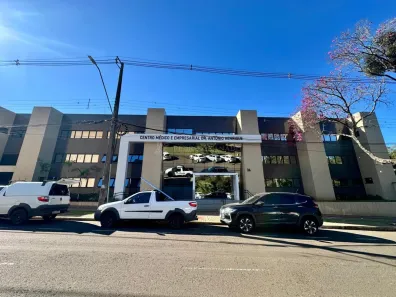 Prédio Comercial à venda, 57m² no Zona 05, Maringá